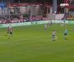 Accidentare horror în Liga Campionilor » A rămas inconștientă pe gazon: ultimele detalii