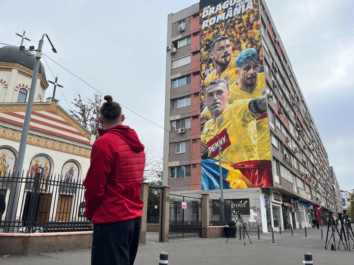 Drăgușin, lângă pictura murală