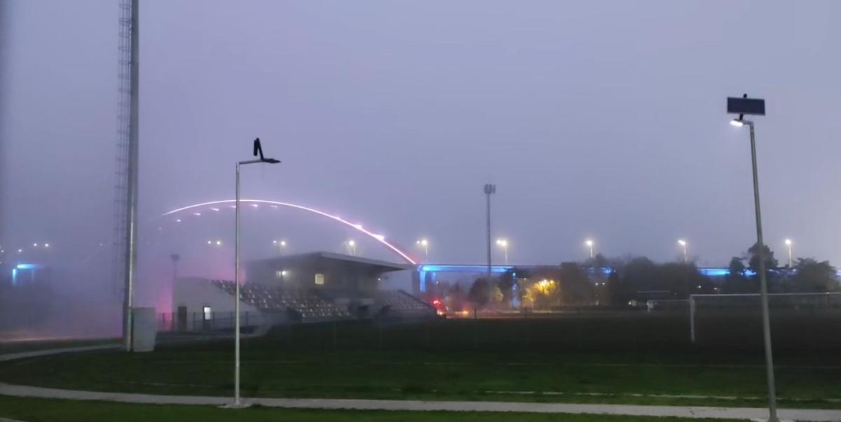 Incendiu la stadionul din România: pompierii au intervenit cu 3 autospeciale
