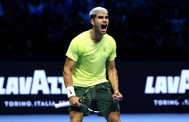 A treia victorie la Turneul Campionilor pentru Carlos Alcaraz, care va termina anul 2025 pe locul 1 în clasamentul mondial