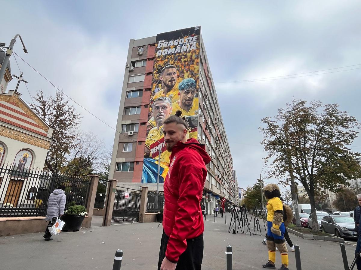 Drăgușin, lângă pictura murală