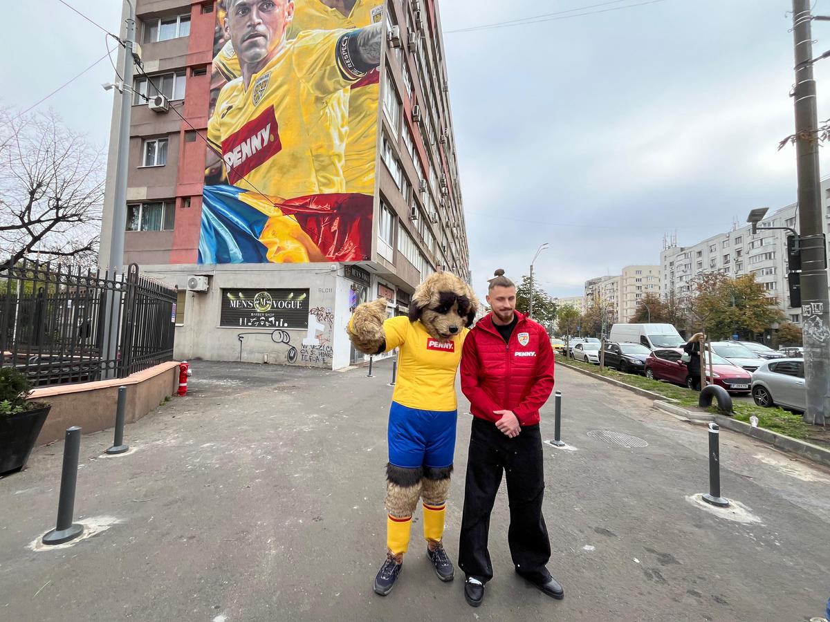 Drăgușin, lângă pictura murală