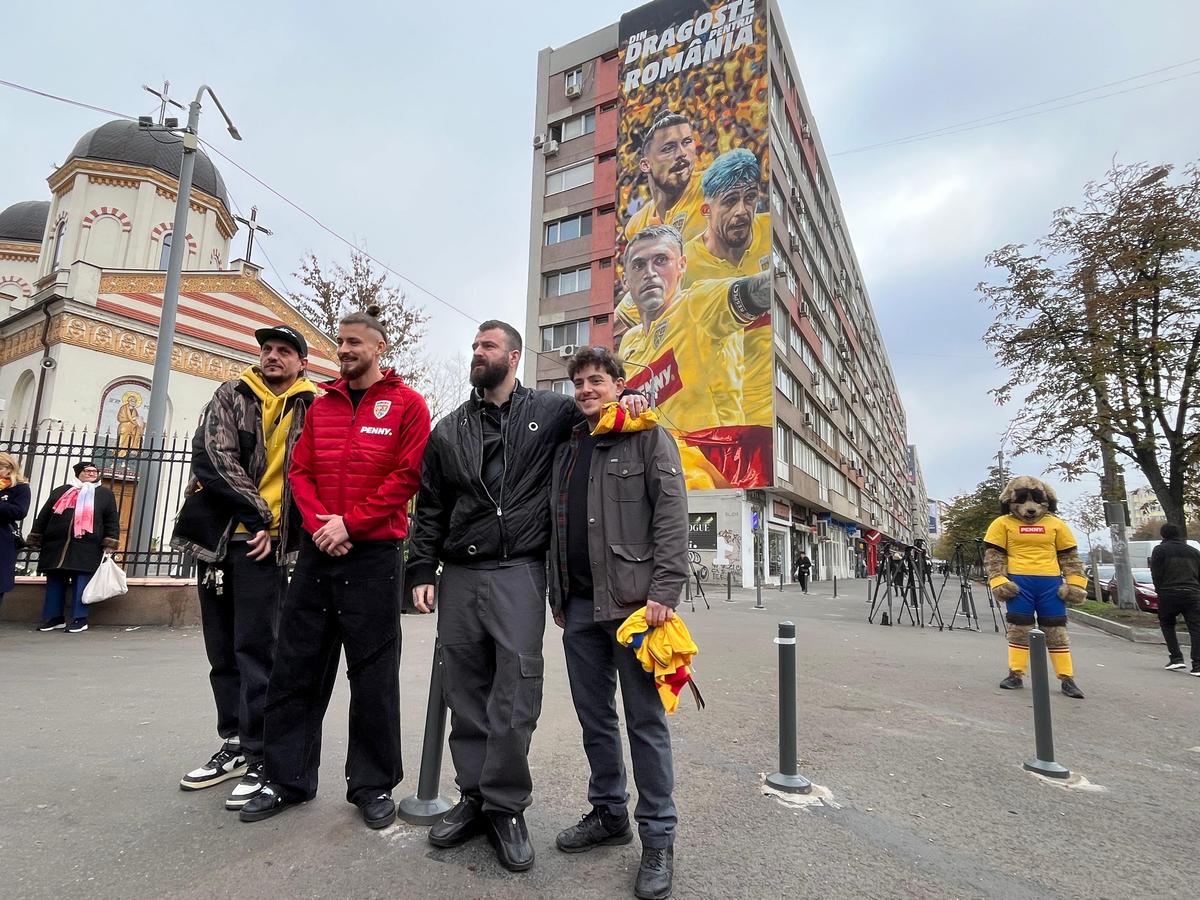 Drăgușin, lângă pictura murală