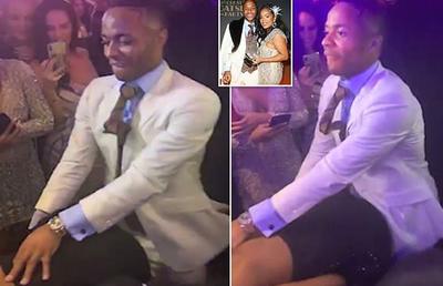 VIDEO „Ăsta e adevăratul motiv pentru care Liverpool i-a luat fața lui City!” » Destrăbălare la petrecerea lui Raheem Sterling: femeile s-au bătut să se miste lasciv în poala lui!