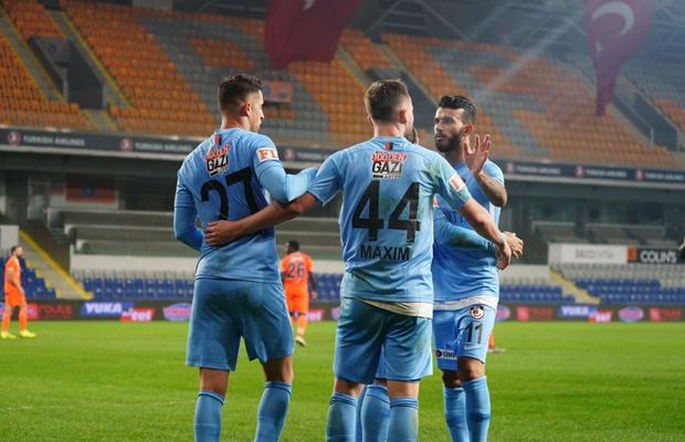 Bașakșehir - Gaziantep 1-2 » Victorie uriașă pentru Șumudică » A învins campioana Turciei în deplasare! Salt important în clasament