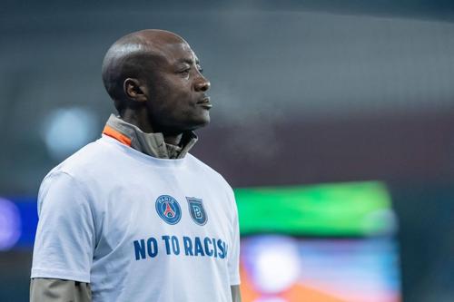 Pierre Webo (38 de ani), „secundul” din prezent al lui Istanbul BB, a avut un discurs total diferiț față de rasism în urmă cu 7 ani, atunci când nu a dorit să-și critice propriii fanii pentru gesturi reprobabile la adresa lui Drogba.