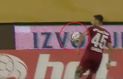 CFR CLUJ - FCSB. Cum a judecat Istvan Kovacs 3 faze cruciale în prima repriză » Două faze clare de penalty + un posibil „roșu”