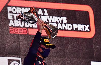 FOTO Final de sezon în Formula 1! Max Verstappen se impune în Marele Premiu de la Abu Dhabi