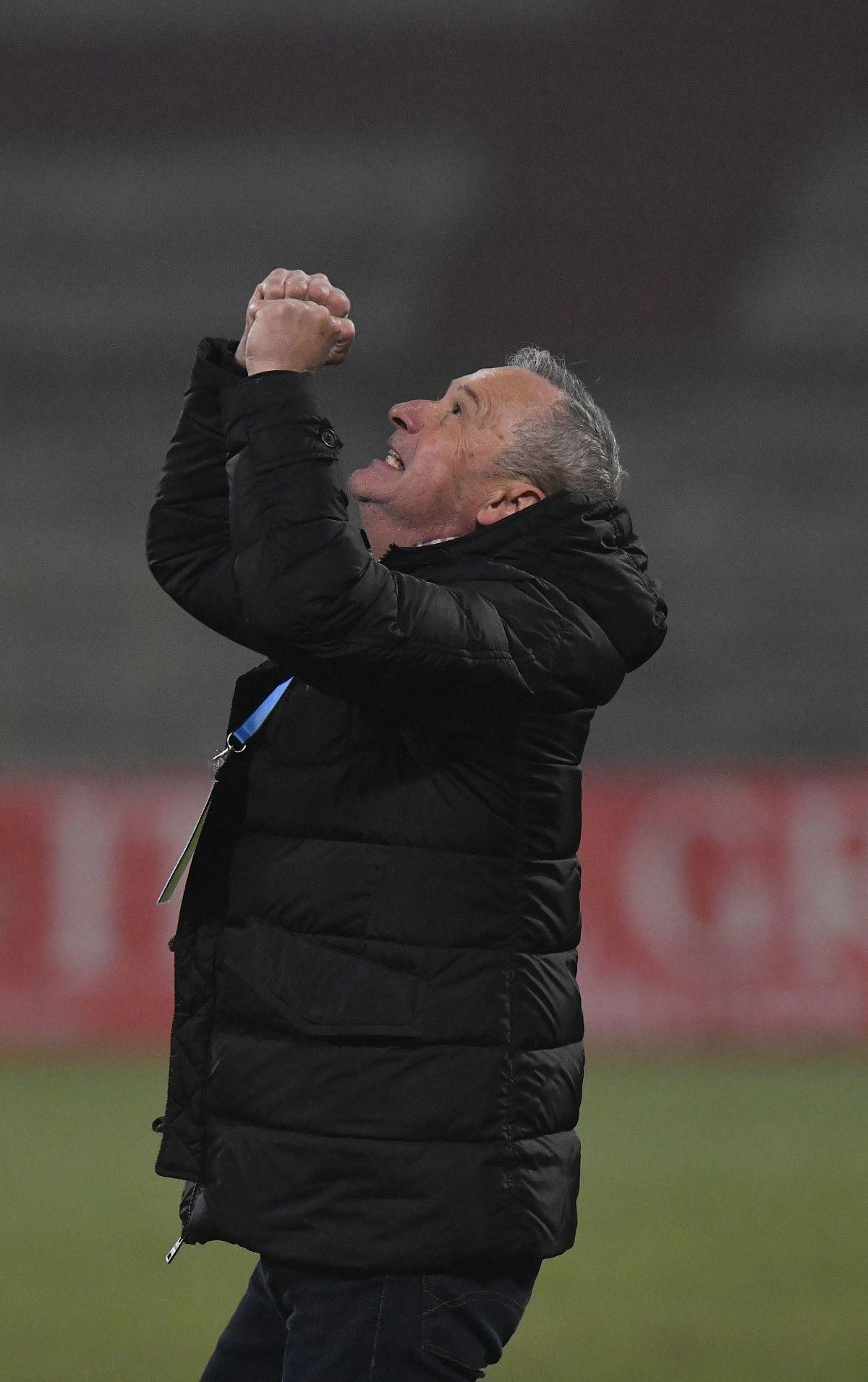 Plamen Iliev, ieșire necontrolată la adresa lui Ovidiu Hațegan! Explicația portarului: „Da, meritam galben”