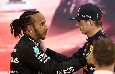 Cum a văzut Lineker decizia care a decis titlul în Formula 1: „City - Liverpool, ultimele 3 minute ale sezonului. City conduce, dar arbitrul decide că e mai palpitant să facă asta”