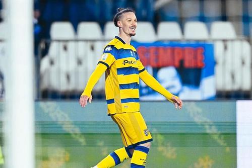 Dennis Man, Foto: Instagram @parmacalcio1913