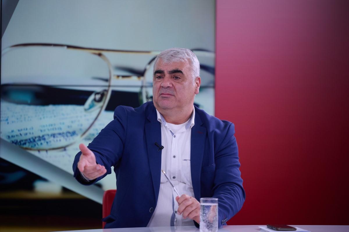 Detalii din interiorul vestiarului de la FCSB: „Șapte jucători își au locul stabilit!” + „Charalambous a venit să-și facă publicitate”