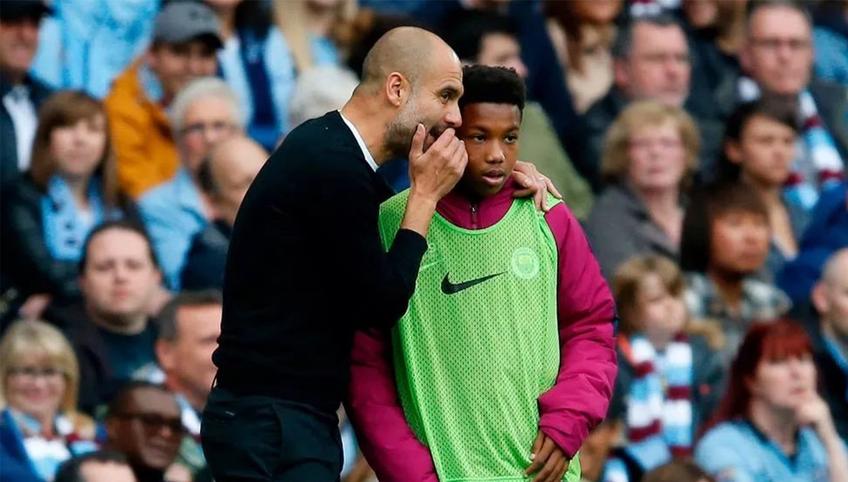 Micah Hamilton a fost întâi copil de mingi la Manchester City