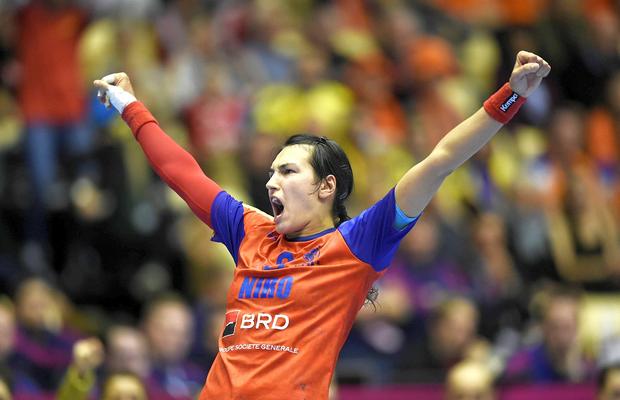 Ce lasă în urmă „Messi a handbalului” » 3 realizări ULUITOARE din cariera Cristinei Neagu