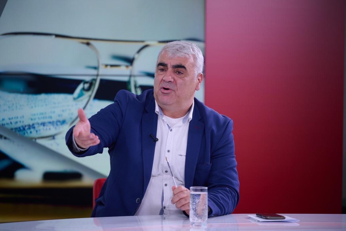 Detalii din interiorul vestiarului de la FCSB: „Șapte jucători își au locul stabilit!” + „Charalambous a venit să-și facă publicitate”