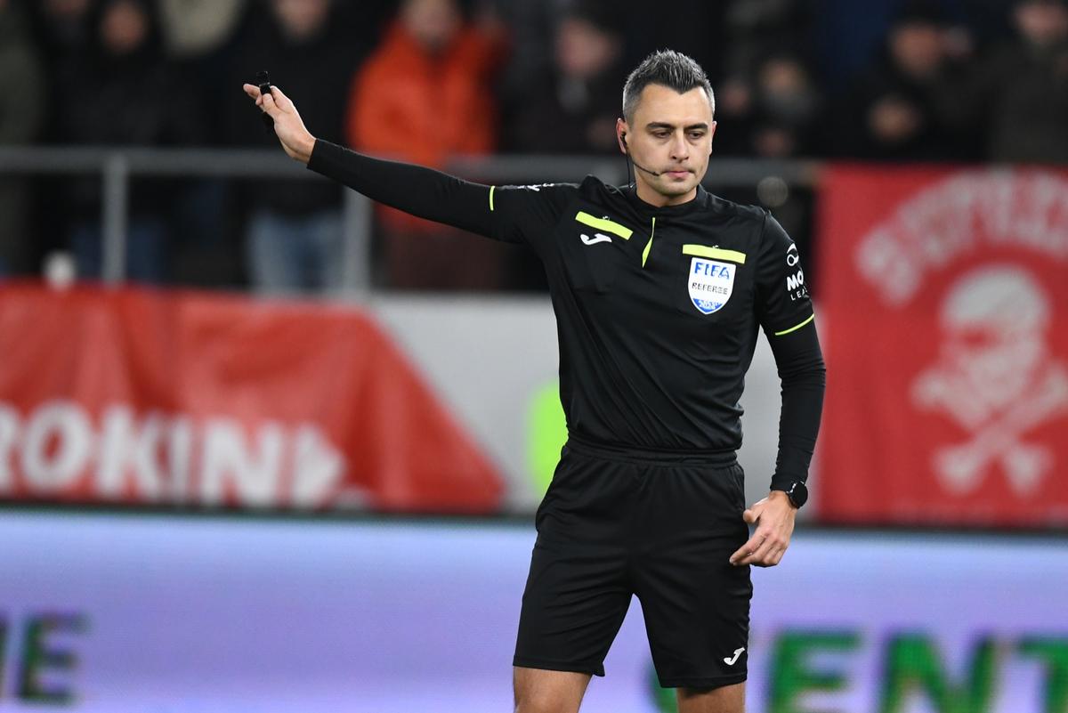 Dinamo o bate pe Poli Iași și revine în fruntea Superligii! Meci „nebun”, cu 3 goluri anulate pentru ofsaid » Clasamentul