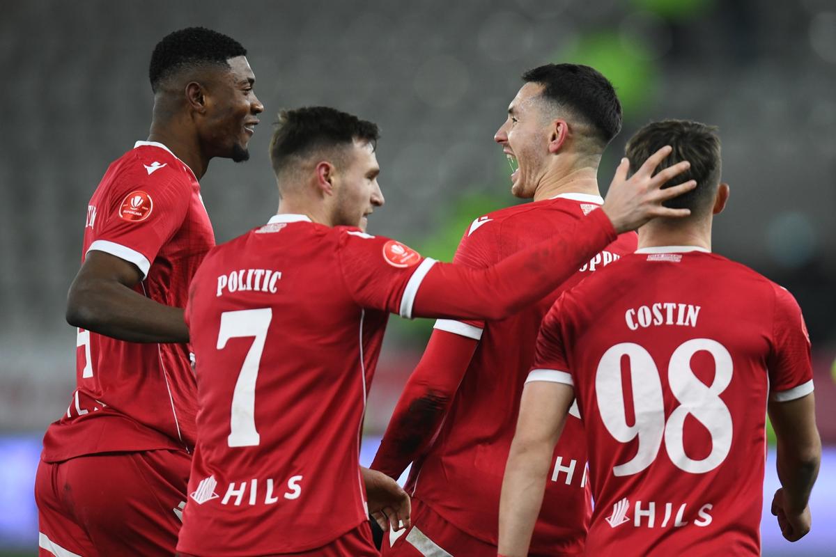 Dinamo o bate pe Poli Iași și revine în fruntea Superligii! Meci „nebun”, cu 3 goluri anulate pentru ofsaid » Clasamentul