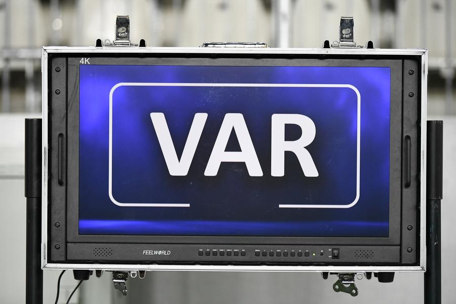 Vrem fotbalul înapoi!