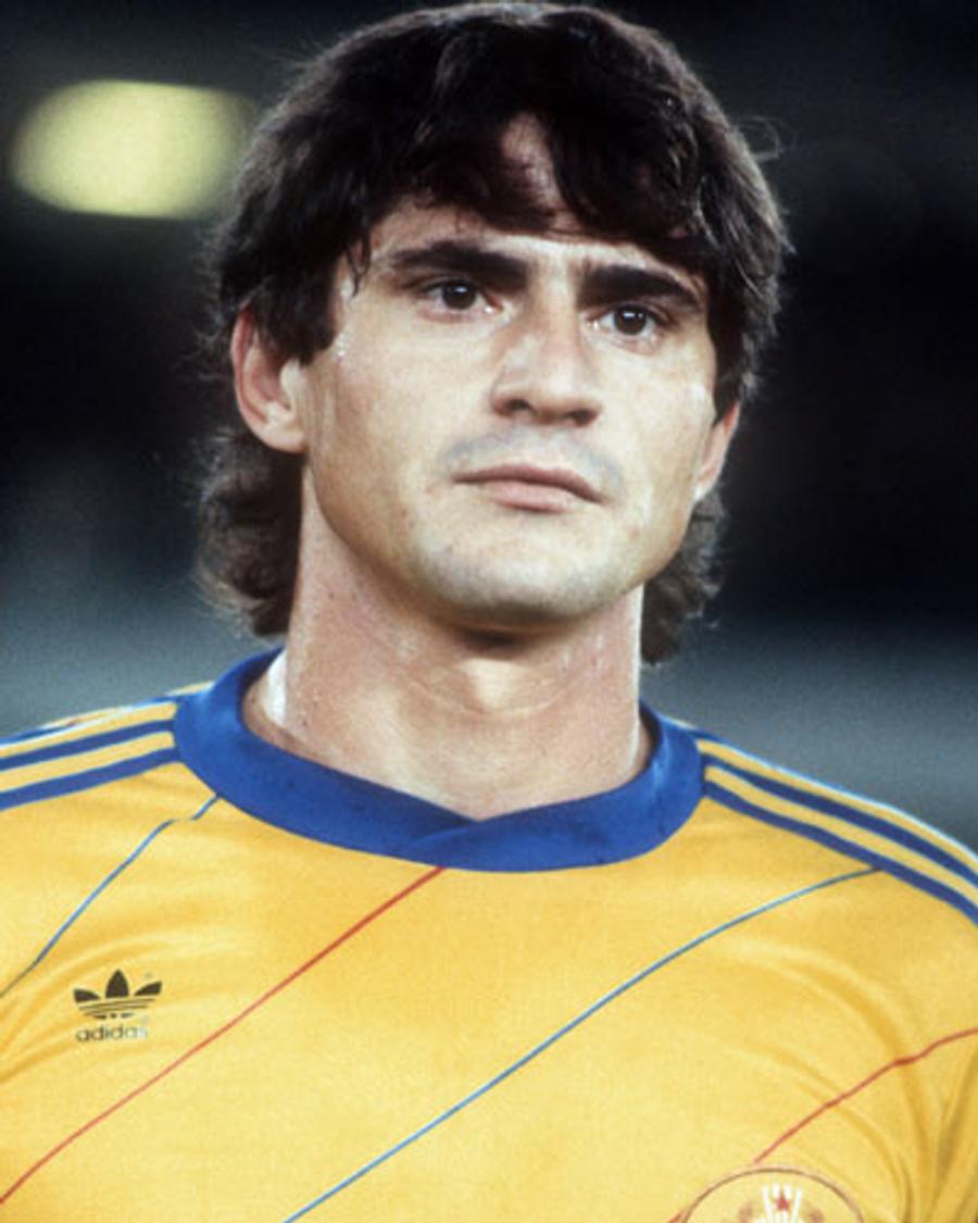 A marcat două goluri Austriei în meciul de coșmar al lui Mircea Lucescu și dă verdictul pentru Mondiale: „Strâng bani să merg în America”