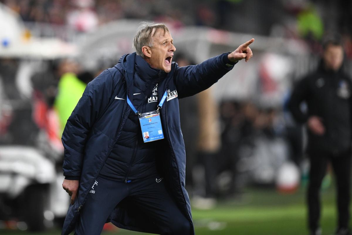 Dinamo o bate pe Poli Iași și revine în fruntea Superligii! Meci „nebun”, cu 3 goluri anulate pentru ofsaid » Clasamentul