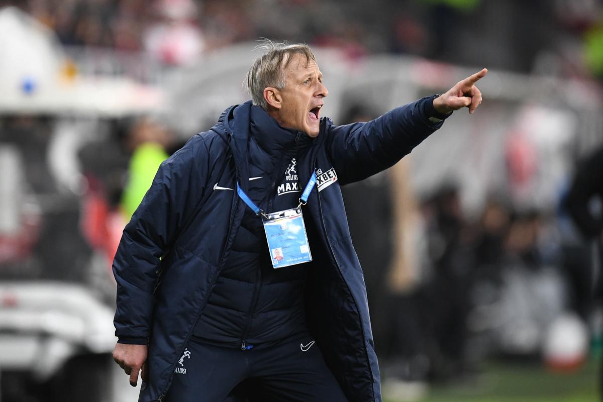 Dinamo o bate pe Poli Iași și revine în fruntea Superligii! Meci „nebun”, cu 3 goluri anulate pentru ofsaid » Clasamentul