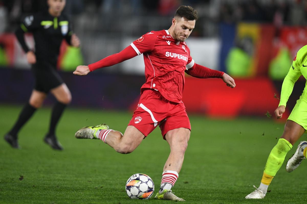 Dinamo o bate pe Poli Iași și revine în fruntea Superligii! Meci „nebun”, cu 3 goluri anulate pentru ofsaid » Clasamentul
