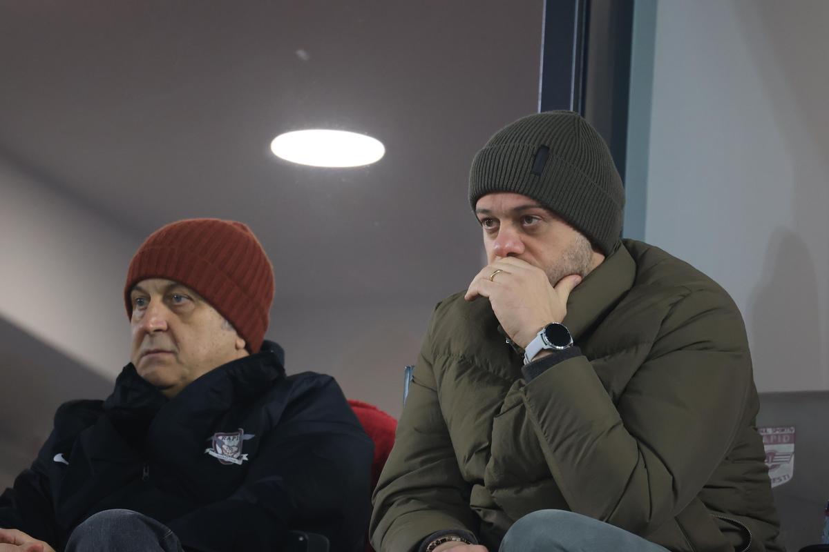 Nu s-a văzut la TV! Singura persoană huiduită în Giulești » Mesaj categoric din peluză, după Rapid - Oțelul