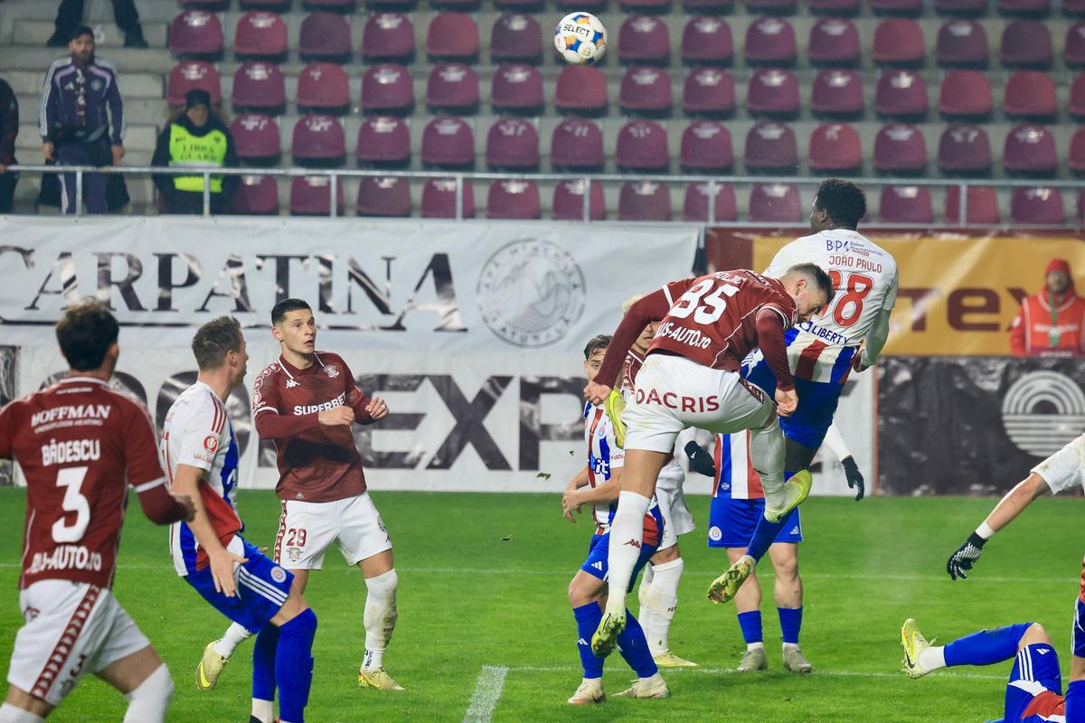 Adrian Porumboiu, vehement: „Băi Gâlcă, echipa ta e umilită și surclasată și tu vorbești de arbitraj? Suntem la pomană?”