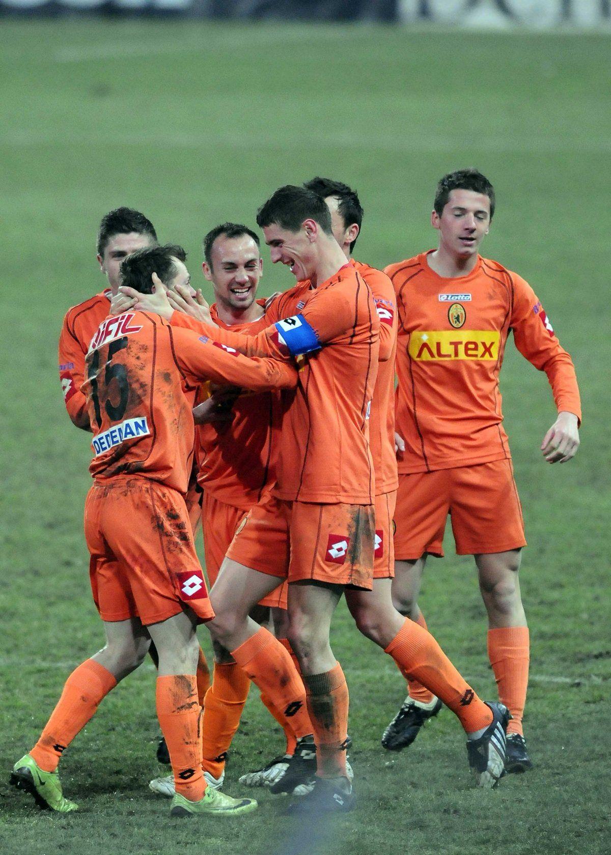 Cutremurător! Fostul căpitan din Superliga a ajuns să cerșească în stradă: „Era boschetar, mi-a cerut un leu. L-a lăsat și femeia”
