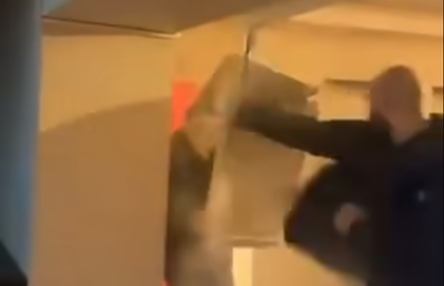 Scene șocante: momentul în care huliganii lui Feyenoord distrug complet un apartament din București