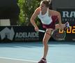 SIMONA HALEP - AJLA TOMLJANOVIC 6-4, 7-5 // FOTO + VIDEO Simona Halep, start pozitiv în 2020: victorie în minimum de seturi + cu cine va juca în sferturi