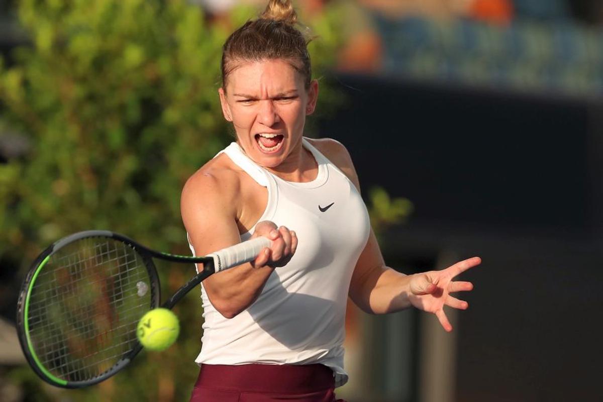 SIMONA HALEP - AJLA TOMLJANOVIC 6-4, 7-5 // FOTO + VIDEO Simona Halep, start pozitiv în 2020: victorie în minimum de seturi + cu cine va juca în sferturi