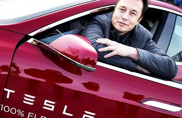 CFR Cluj semnează cu Tesla! Colosul american vine să bage bani în „Gruia” + suma uriașă pe care ar urma s-o investească