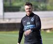 FCSB // FOTO + VIDEO EXCLUSIV Moruțan, moment de magie la antrenamentul de azi + Mihai Pintilii, din nou în rolul de antrenor-jucător