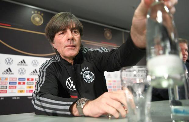 Bundesliga nu vrea pauză în timpul Campionatului Mondial din 2022! Planul inedit al oficialilor: meciuri jucate în aceeași zi