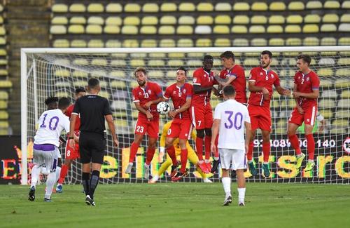 FC Botoșani și FC Argeș se întâlnesc joi, de la ora 17:00, în etapa cu numărul 16 din Liga 1. Partida va putea fi urmărită în format liveTEXT pe GSP.ro și în direct la TV pe Telekom Sport 1, Digi Sport 1 și Look Sport+.