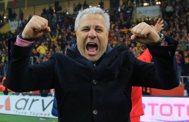 Presa turcă aruncă bomba! Marius Șumudică, dorit de unul dintre marile cluburi din Istanbul » De ce ar depinde mutarea