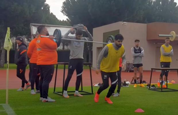 CFR Cluj amenință: „Suntem proști? Am pierdut bani! Asta vom face dacă FCSB nu intră în carantină”