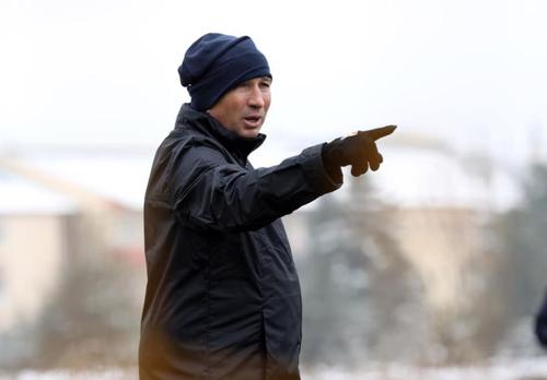 Attila Hadnagy (40 de ani), managerul lui Sepsi Sf. Gheorghe, acuză un oficial din Liga 1, în cazul negocierilor dintre Kayserispor și fundașul central Bogdan Mitrea (33 de ani).