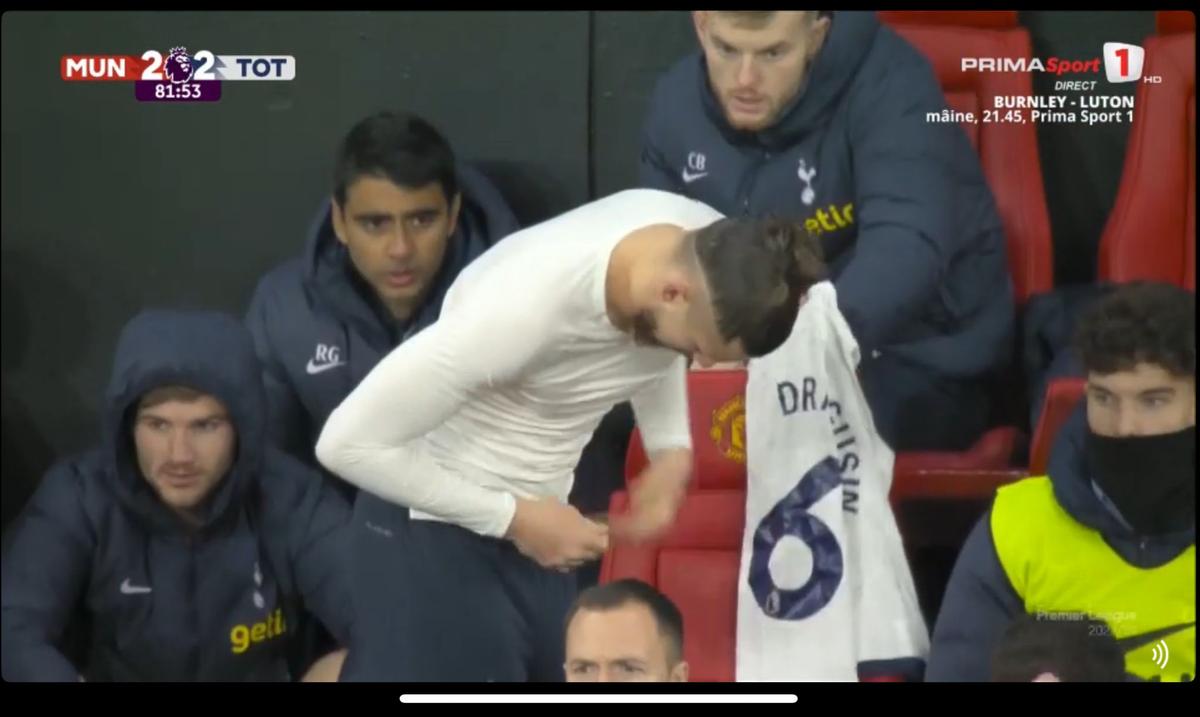 Faza care a împărțit fanii în două » A greșit sau nu Drăgușin în Manchester United - Tottenham? Impresarul Florin Manea nu s-a putut abține și a intervenit