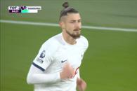 Ce a postat iubita lui Drăgușin, chiar în momentul debutului stoperului în Premier League