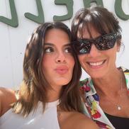 Cristina Serra, alături de fiica ei Maria. Foto: Instagram