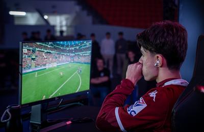 eSuperliga vine la București pe 17 ianuarie pentru a cincea etapă din campionatul virtual de fotbal