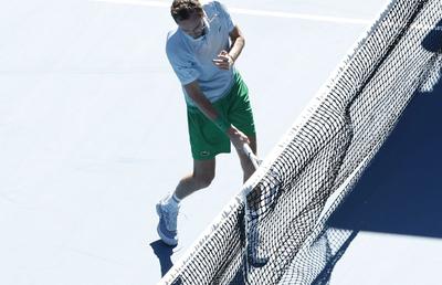 Finalistul din 2024 a cedat nervos la Australian Open și a distrus camera prinsă pe fileu