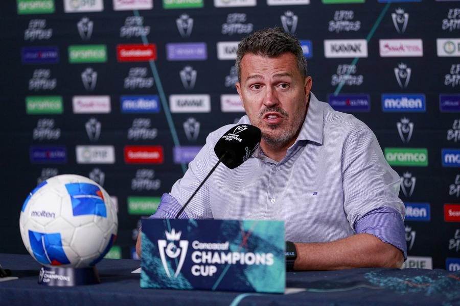 Oscar Garcia / foto: Imago Images Cea mai dură declarație de la numirea noului antrenor la Real Madrid: „Nici măcar nu-i poate linge ghetele lui Alonso!”