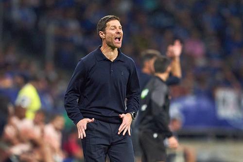 Xabi Alonso a răbufnit după ce a fost anunțat că e dat afară/ foto: Guliver/GettyImages