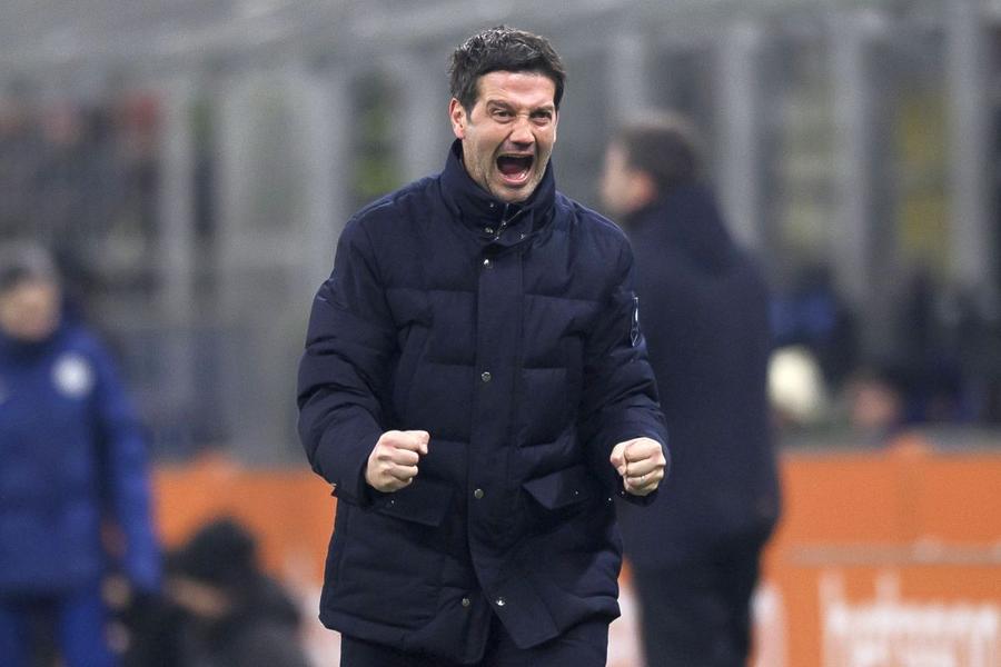 Cristi Chivu a primit nota 6,5 din partea italienilor // foto: Imago Images Premieră în ultimii 31 de ani pentru Inter! » Recordul pe care echipa lui Cristi Chivu l-ar putea stabili în Serie A