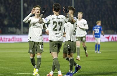 Dennis Man, 2 din 2 în 2026! PSV s-a calificat în „sferturile” Cupei, românul schimbat după nici 30 de minute