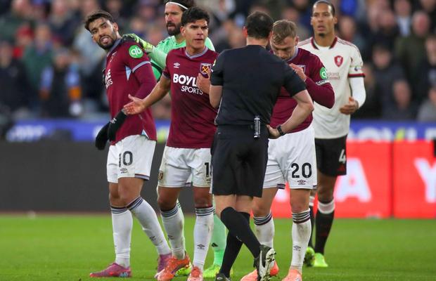 Chelsea vrea să transfere fotbalistul unei rivale din Premier League