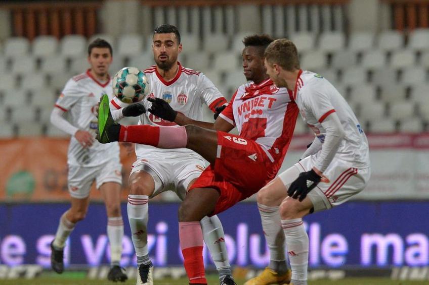 Magaye Gueye a fost unul dintre jucătorii luați la țintă după Dinamo - Sepsi 0-0 / Sursă foto: Cristi Preda